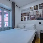 New Flat In The Downtown