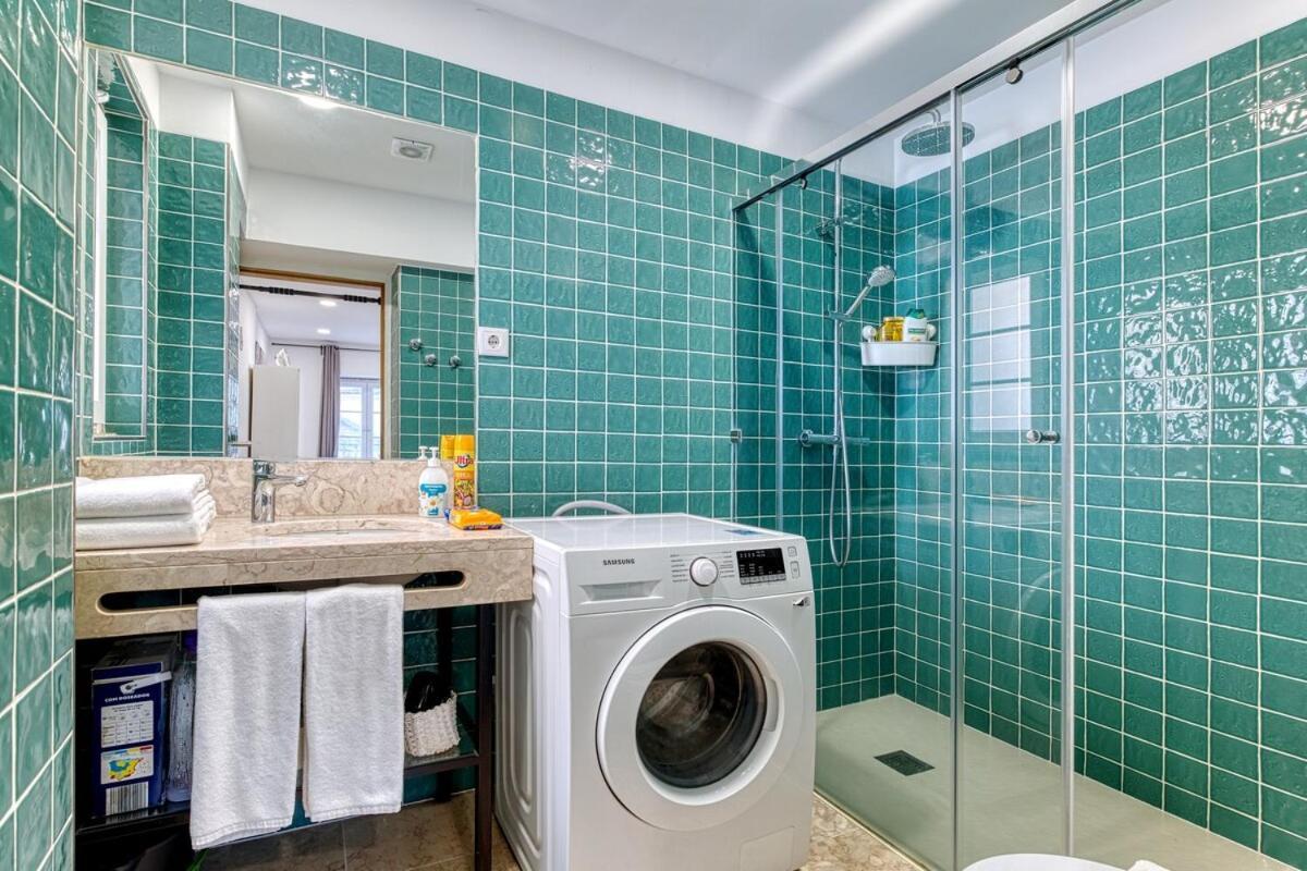 New Flat In The Downtown Apartment *